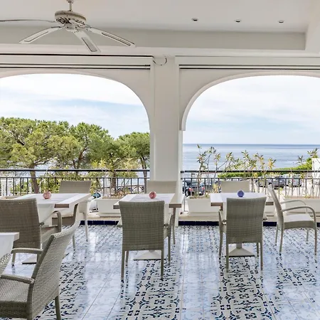 Hotiday Collection - Nerano Hotel 4*